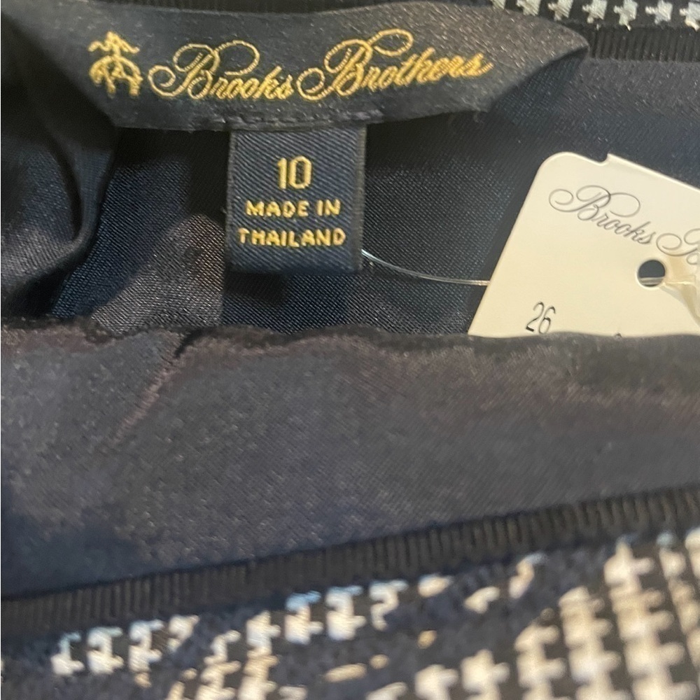 Brooks Brothers Pencil Skirt, Floral & Houndstooth Patten, Navy & White,  Sz. 10 - Picture 3 of 12